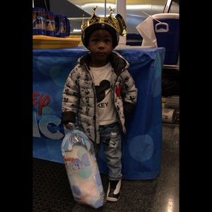 Meet your Posher, Diamond